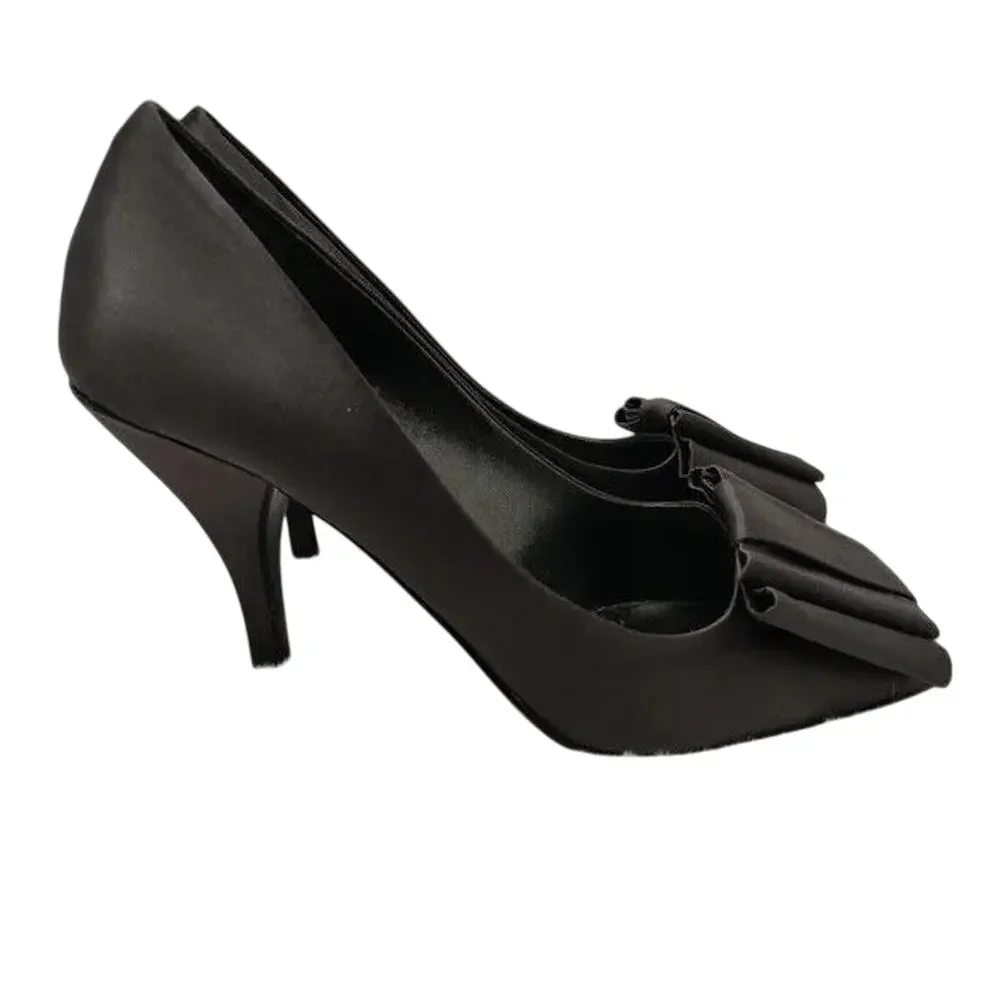 Gray Peep Toe pump sz 9 by Anne Klein